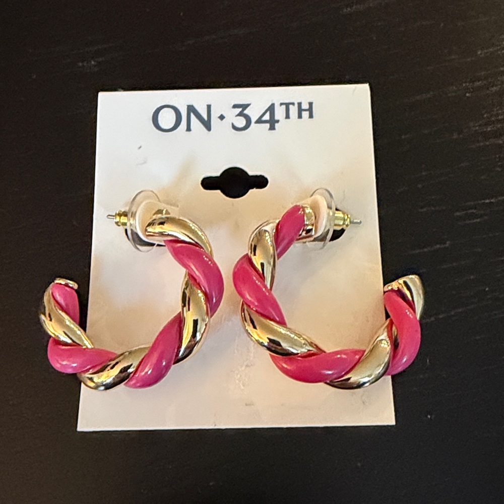 NWT ON 34th Earrings. EAR2